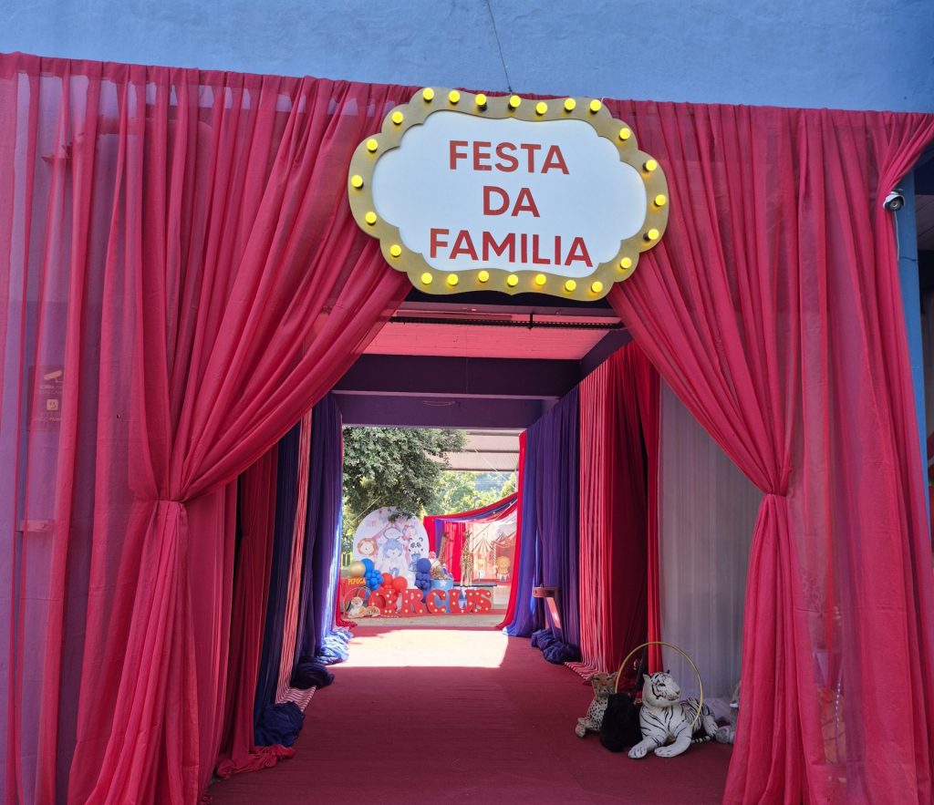 Festa da Família 2025 - “No grande espetáculo da vida, a família é nosso maior show”